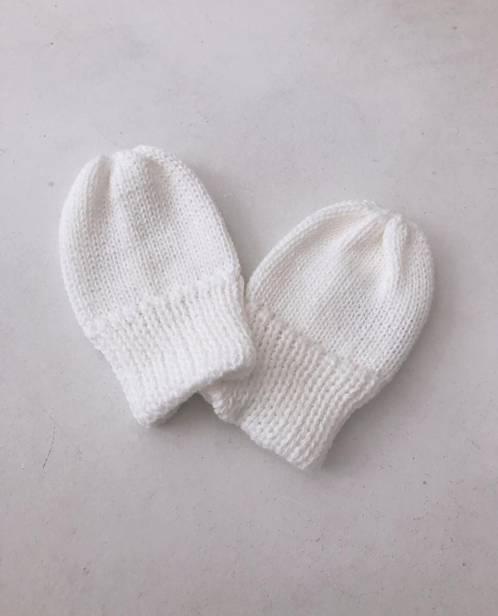 Luva tricot baby marfim.