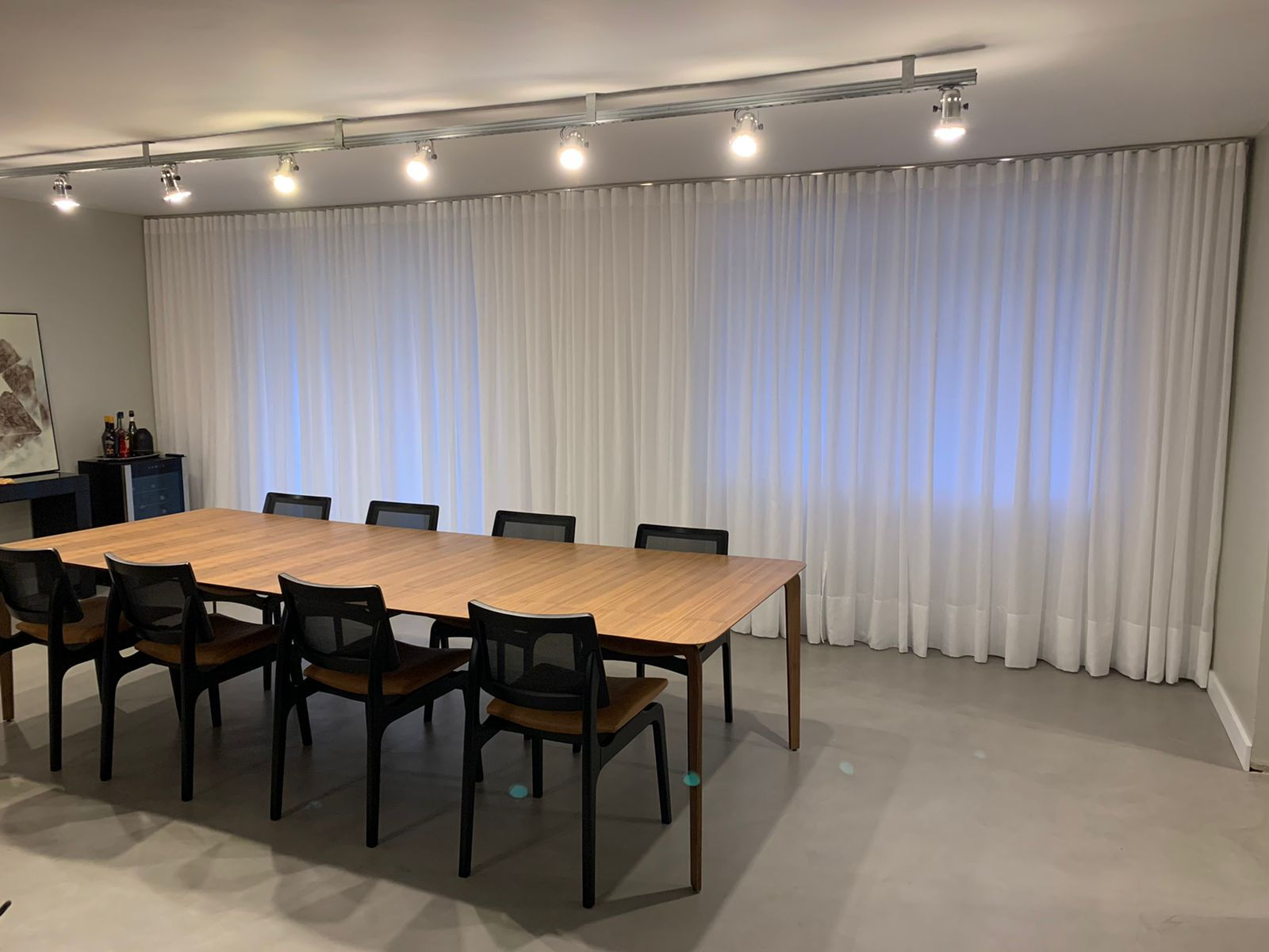 Cortina wave no varão suíço