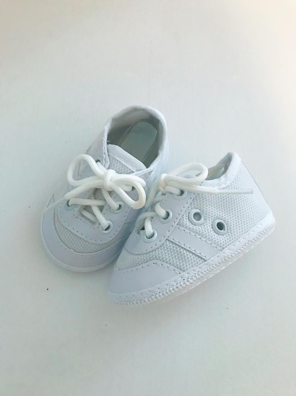 White Guto Shoes