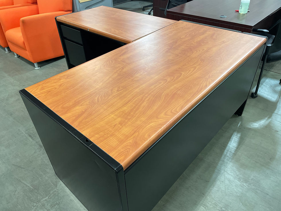 Miniatura: Steelcase Heavy Duty  L Shaped Metal Desk  60x75 Refreshed
