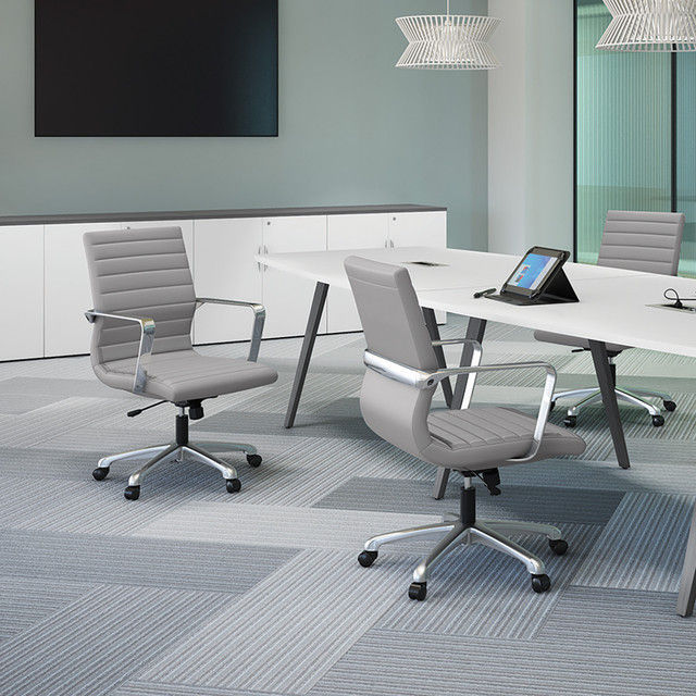 Miniatura: Tre Lite Collection | Executive Mid Back Chair with Chrome Frame (SOLD OUT)