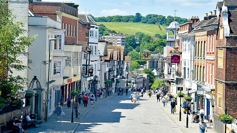 Looking_down_on_Guildford_High_Street_credit_Blue_Stevens_Photography_29126e1a-2c40-451b-a
