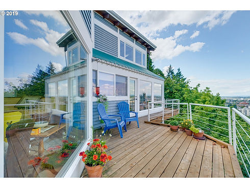 sheffield deck w:chairs.jpg