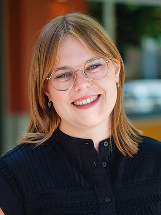 Lea Skille Headshot .jpg