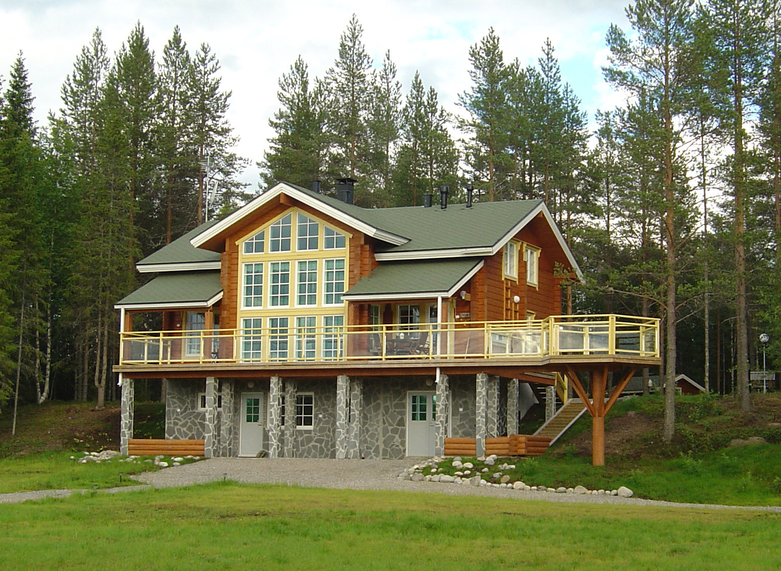 Kontio деревянные дома клееный брус с утеплением