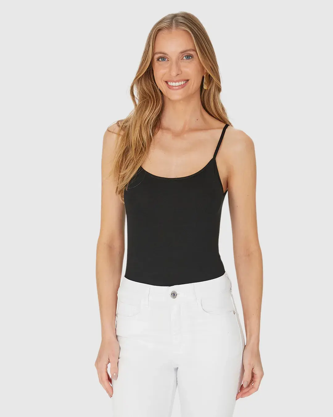 REGATA BÁSICA FEMININA DECOTE REDONDO EM VISCOSE STRETCH Malwee