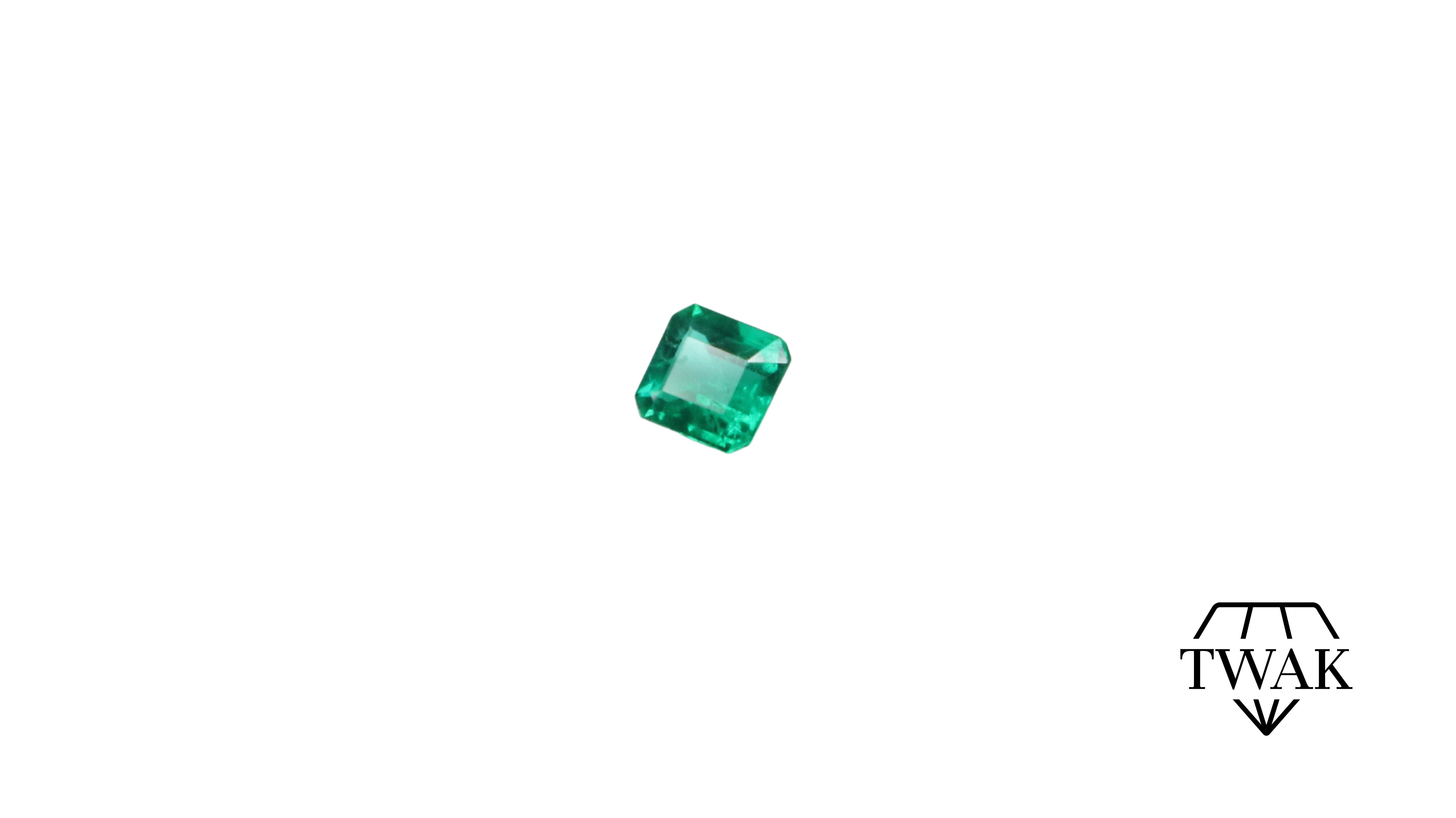 Emerald - 0.53ct 5x4mm