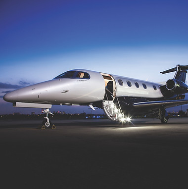 Phenom-300E_Exterior-Airstair.jpg