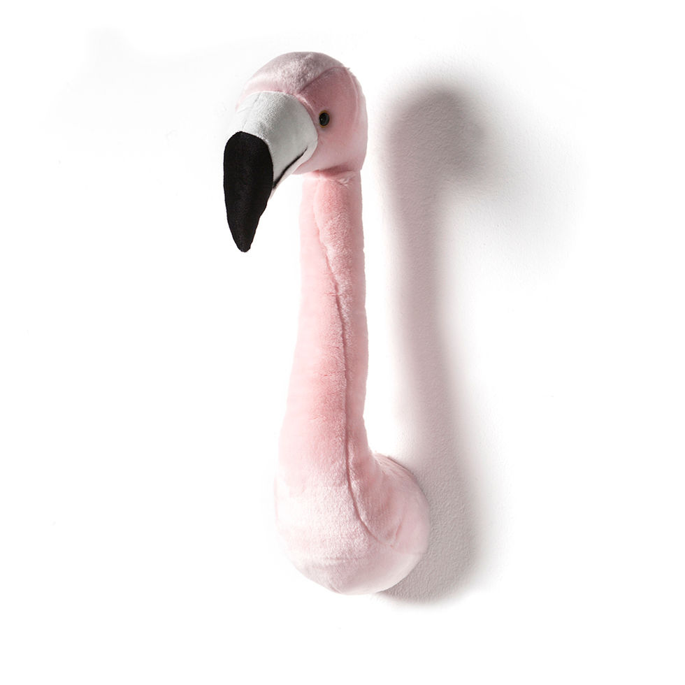 cabeças de parede, cabeças de pelúcia, cabeça parede pelúcia, cabeça wild and soft, cabeça animal, animal de parede, flamingo