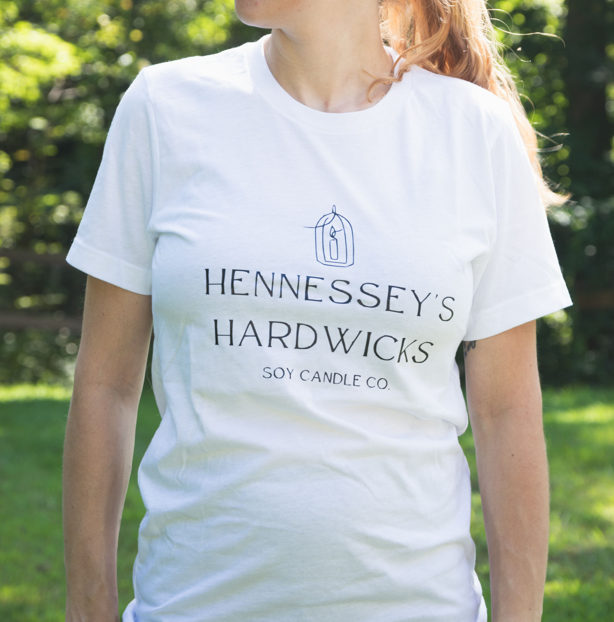 hennesseys hardwicks logo shirt
