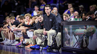 Gators host Grambling; Golden will be on the Florida bench