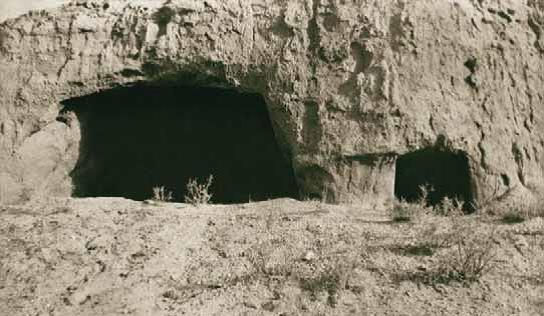 Буддийские пещеры в Тогракдонге. 12 марта 1926 г.