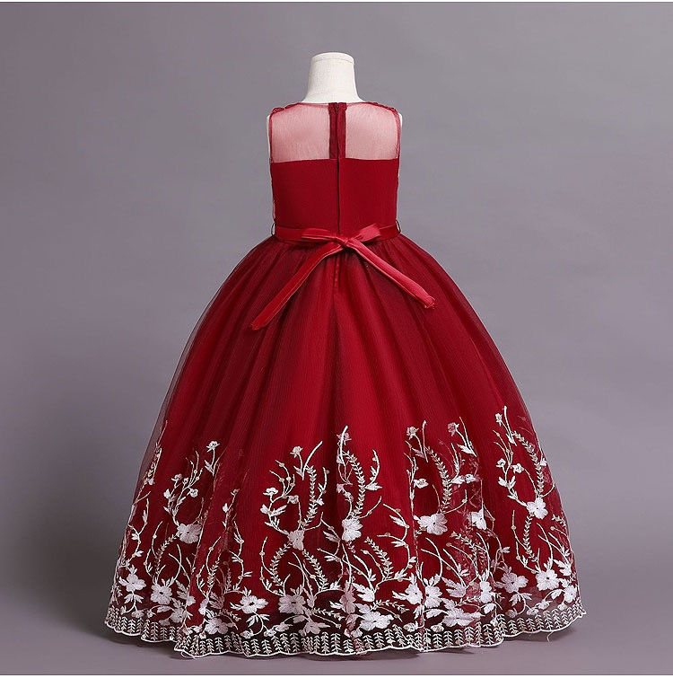 Thumbnail: red dress