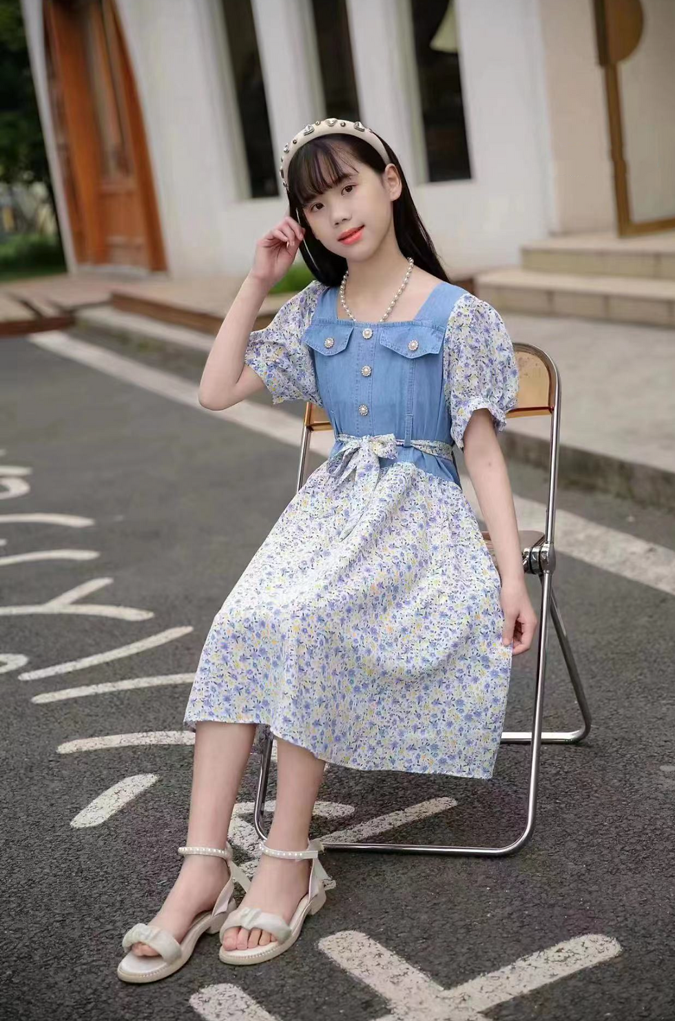 Thumbnail: dress.