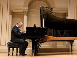 The Art of Conducting: Bridging Classical Music with knowledge of Historical Keyboard and Violin leadership.