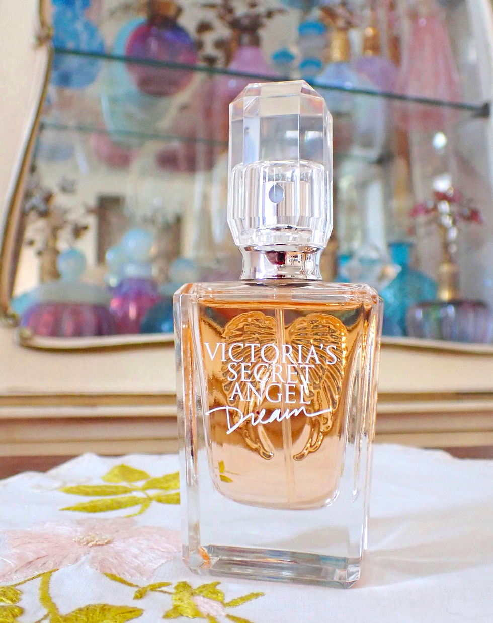 Rare 2013 Victoria's Secret Angel Dream Eau de Parfum, 1 oz launch-year bottle, completely full with embossed angel wings and
