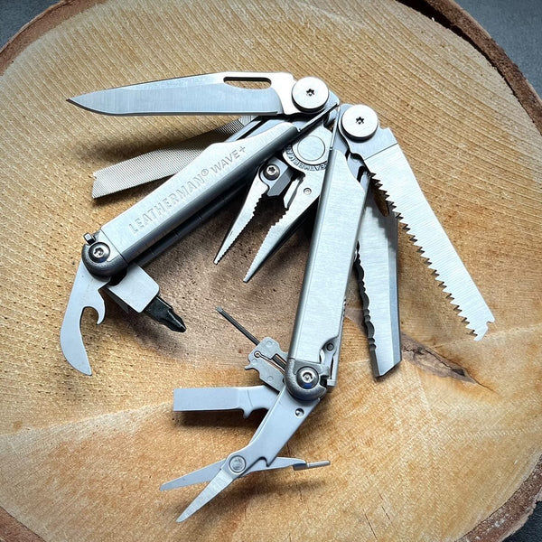 Thumbnail: Leatherman WAVE®+ open
