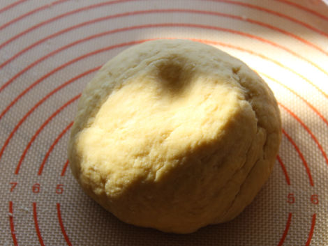 SIMPLE PASTA DOUGH