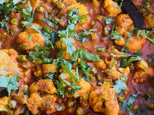 Gobi Mattar made with basaar and garam masala by Shai Ayoub