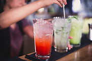 misturar bebidas