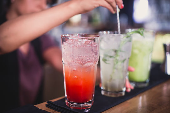 mezclar bebidas
