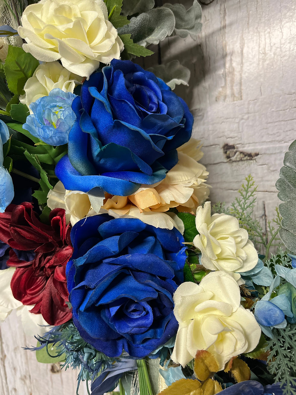 Thumbnail: Cobalt Blue and Beige Wreath