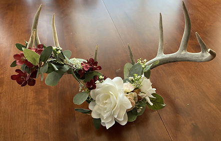 Antler flower decor.jpg