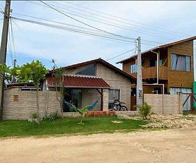 2 Casas à 200 Metros da Praia da Ribanceira em Imbituba SC