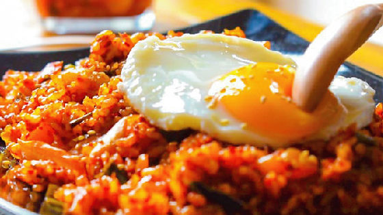 김치 볶음밥 / Kimchi Bokkeumbab
