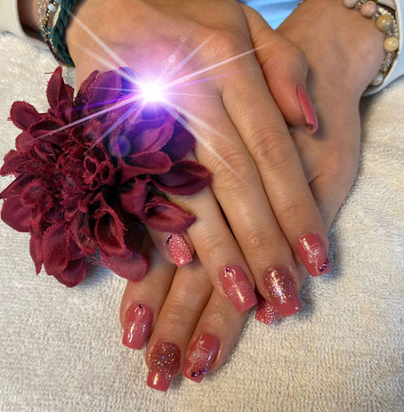 Nails Frau zu Frau Studio in Schänis