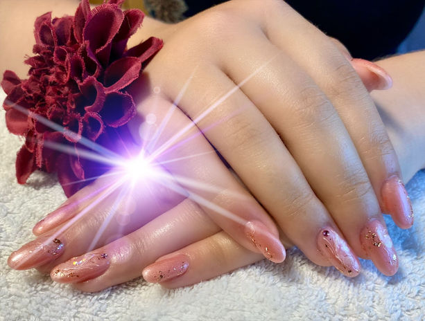 Nails Frau zu Frau Studio in Schänis