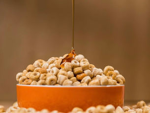 Food Photography vs UGC Content — What Drives Sales in 2026