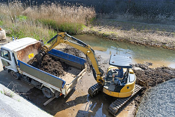 しゅんせつ工事
