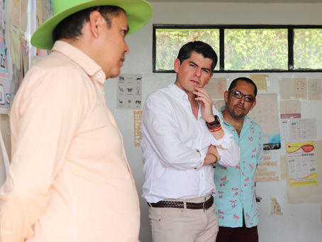 Curungueo y San Felipe plantean necesidades a alcalde Toño Ixtláhuac