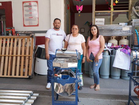 APOYO EN LOS HOGARES CON MATERIALES A BAJO COSTO