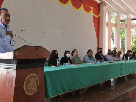 ENCABEZA ALCALDE JAIME HINOJOSA PRIMERA REUNIÓN ORDINARIA DE CONSEJO MUNICIPAL DE MARAVATÍO