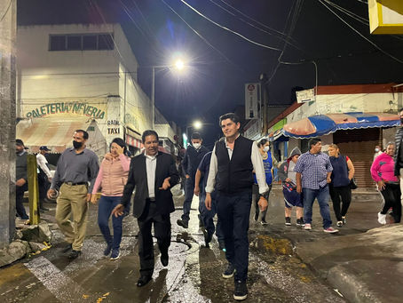 Más calles iluminadas en el centro de Zitácuaro
