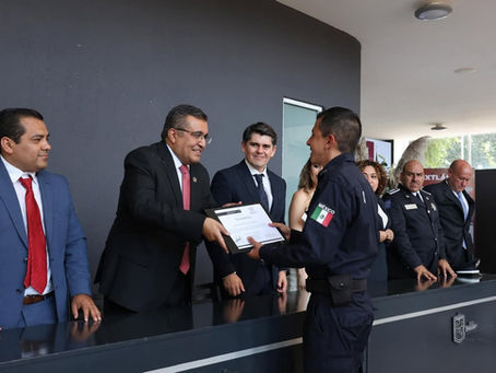 E𝐧𝐭𝐫𝐞𝐠a de 𝐜𝐨𝐧𝐬𝐭𝐚𝐧𝐜𝐢𝐚𝐬 𝐝𝐞 𝐜𝐚𝐩𝐚𝐜𝐢𝐭𝐚𝐜𝐢𝐨́𝐧 𝐞𝐧 𝐌𝐞𝐜𝐚𝐧𝐢𝐬𝐦𝐨𝐬 𝐀𝐥𝐭𝐞𝐫𝐧𝐚𝐭𝐢𝐯𝐨𝐬 𝐝𝐞 𝐒𝐨𝐥𝐮𝐜𝐢𝐨́𝐧 𝐝𝐞 𝐂𝐨𝐧𝐟𝐥𝐢𝐜𝐭𝐨𝐬