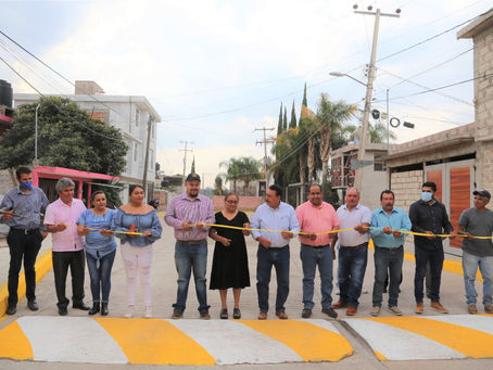 ENTREGA ALCALDE UNA PAVIMENTACIÓN MÁS EN MARAVATÍO 