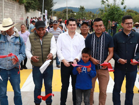 Entrega Toño Ixtláhuac carretera de La Canoa a La Terminal, en Nicolás Romero