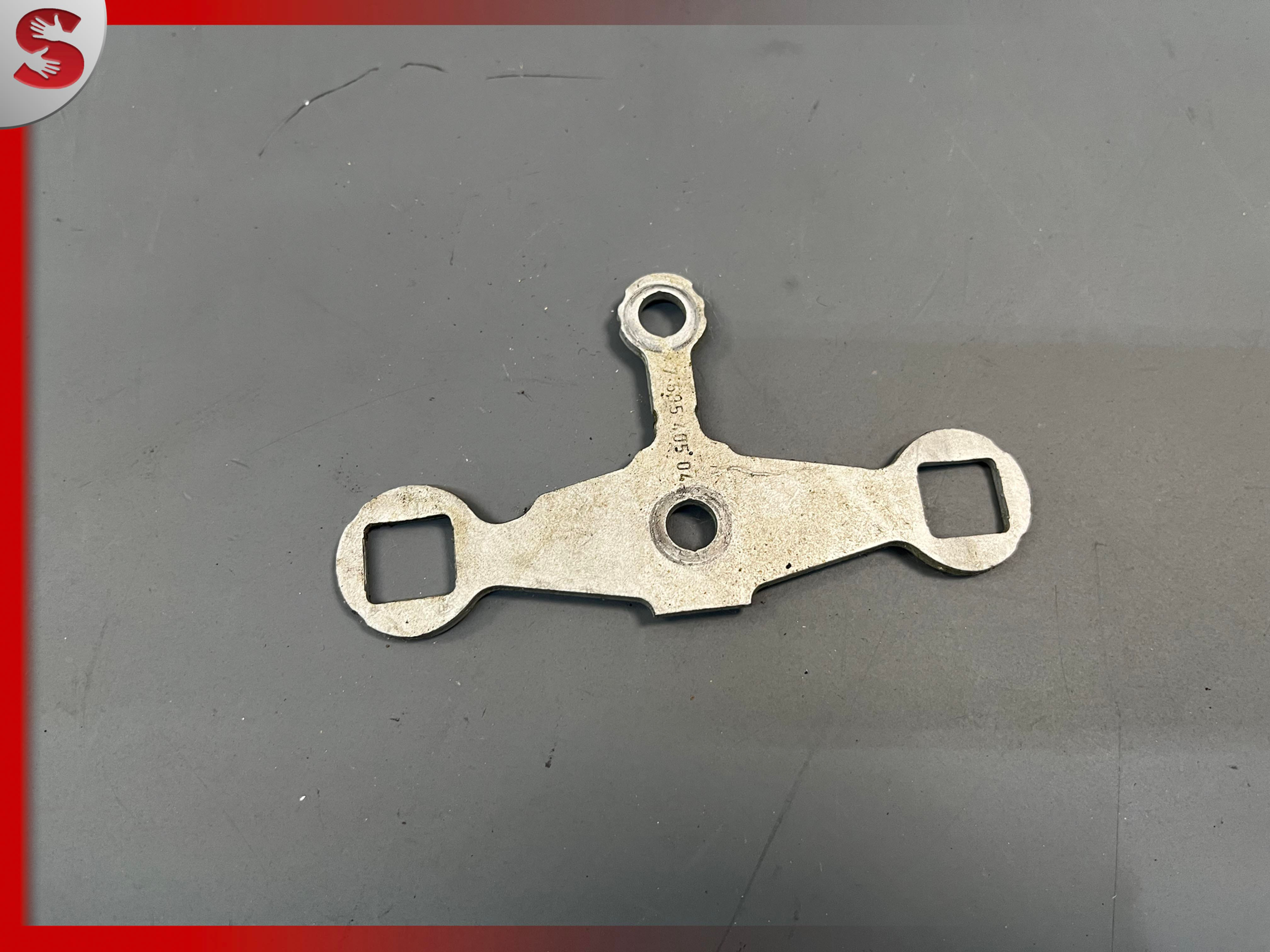 2010-2020 BMW N20 N26 N55 S55 ENGINE FUEL INJECTOR BRACKET RETAINER