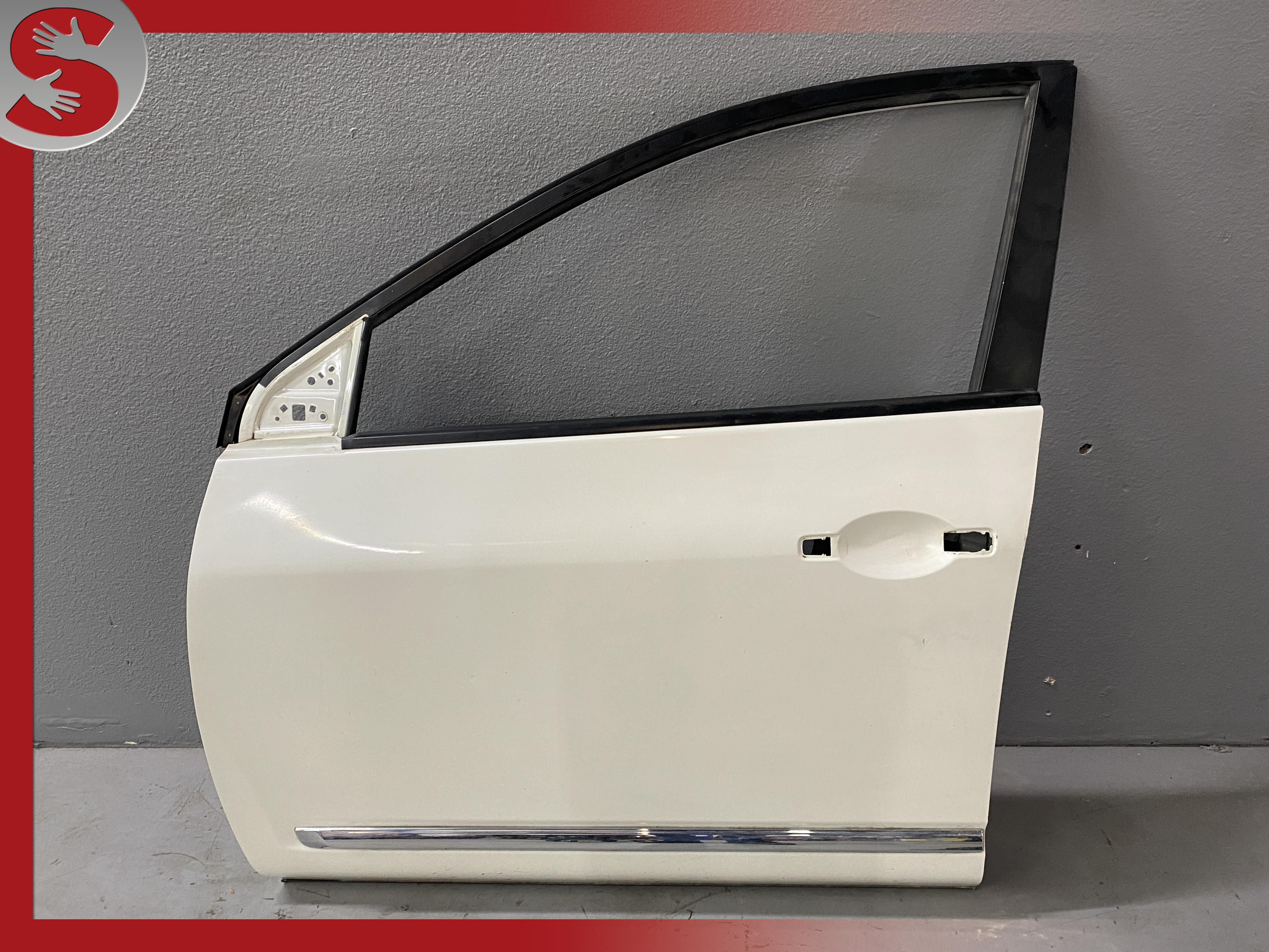 08-15 NISSAN ROGUE FRONT LEFT DRIVER LH SIDE WHITE DOOR SHELL OEM