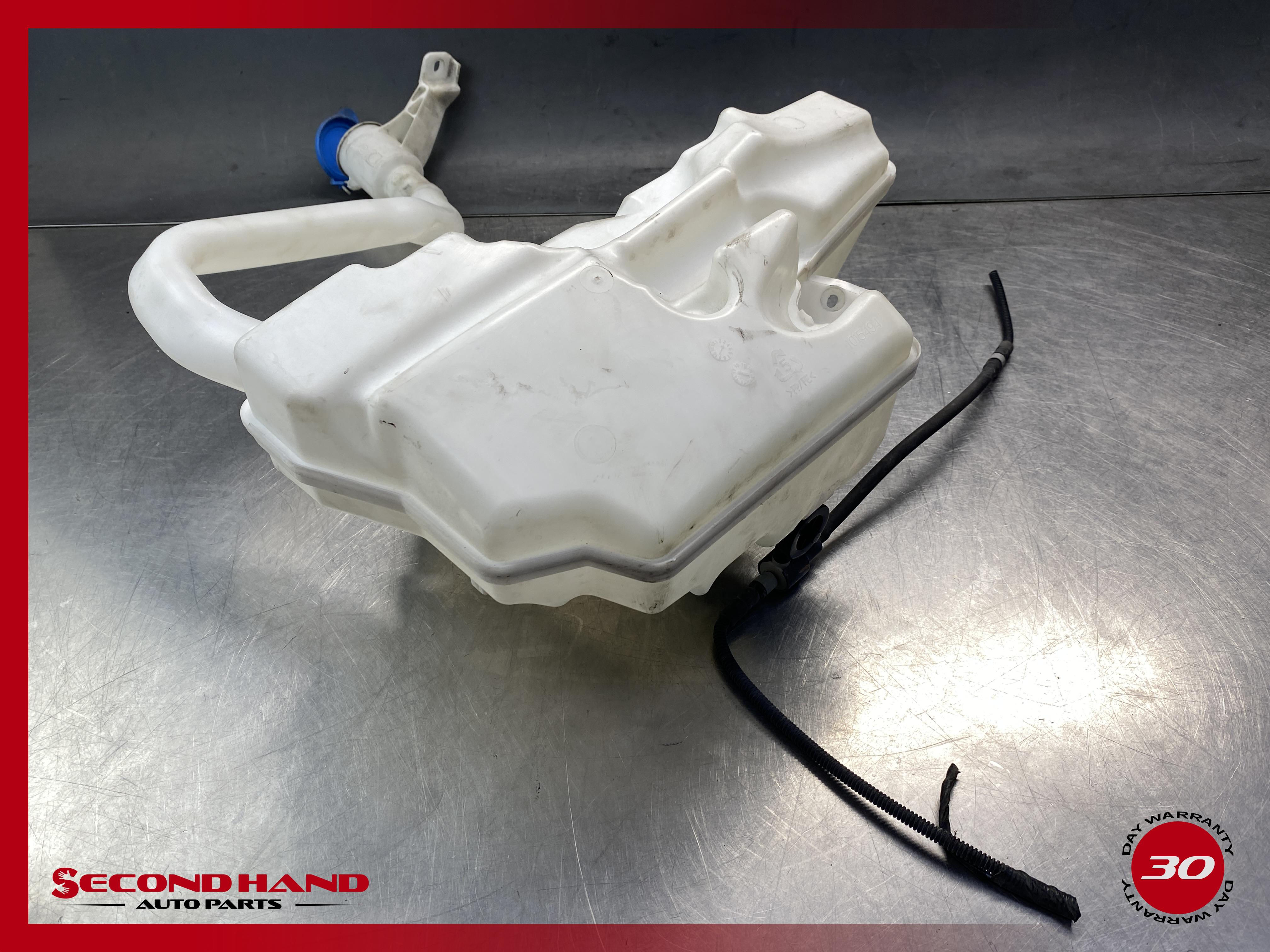 2015 - 2019 LAND ROVER DISCOVERY SPORT L550 OEM FRONT WINDSHEILD WASHER BOTTLE