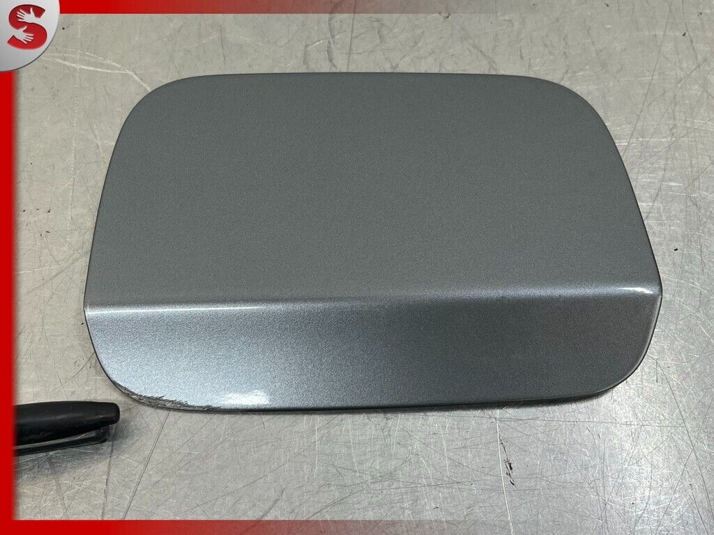 06-13 BMW 328I 335I E92 COUPE EXTERIOR FILL-IN FLAP FUEL GAS LID DOOR GRAY OEM