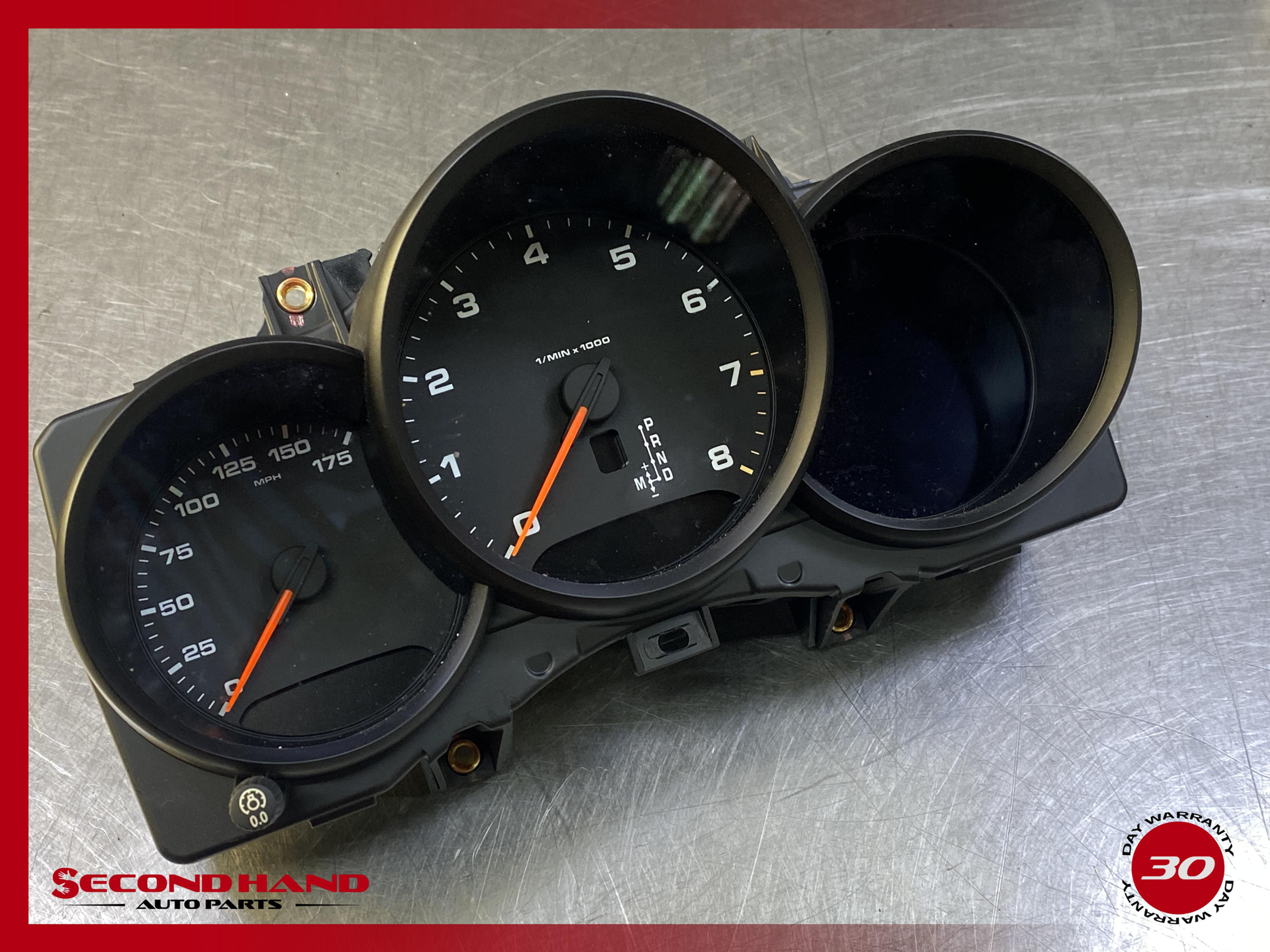 2017-2018 PORSCHE MACAN 2.0L - Instrument Cluster / Speedometer 95B920900ES