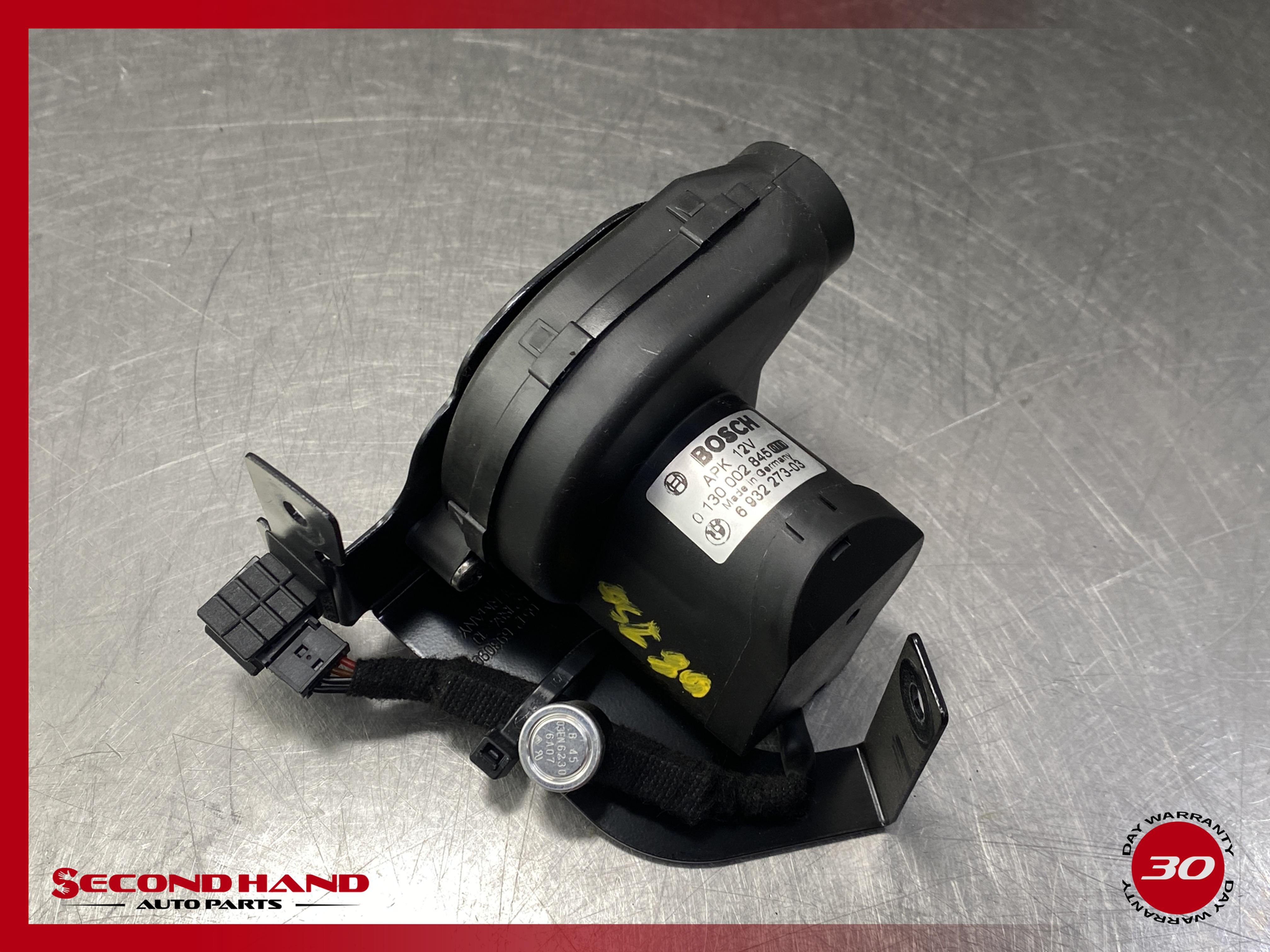 2002-2008 BMW 745I 750I E65 E66 Amplifier AMP GPS Cooling Fan Bosch APK 6932273