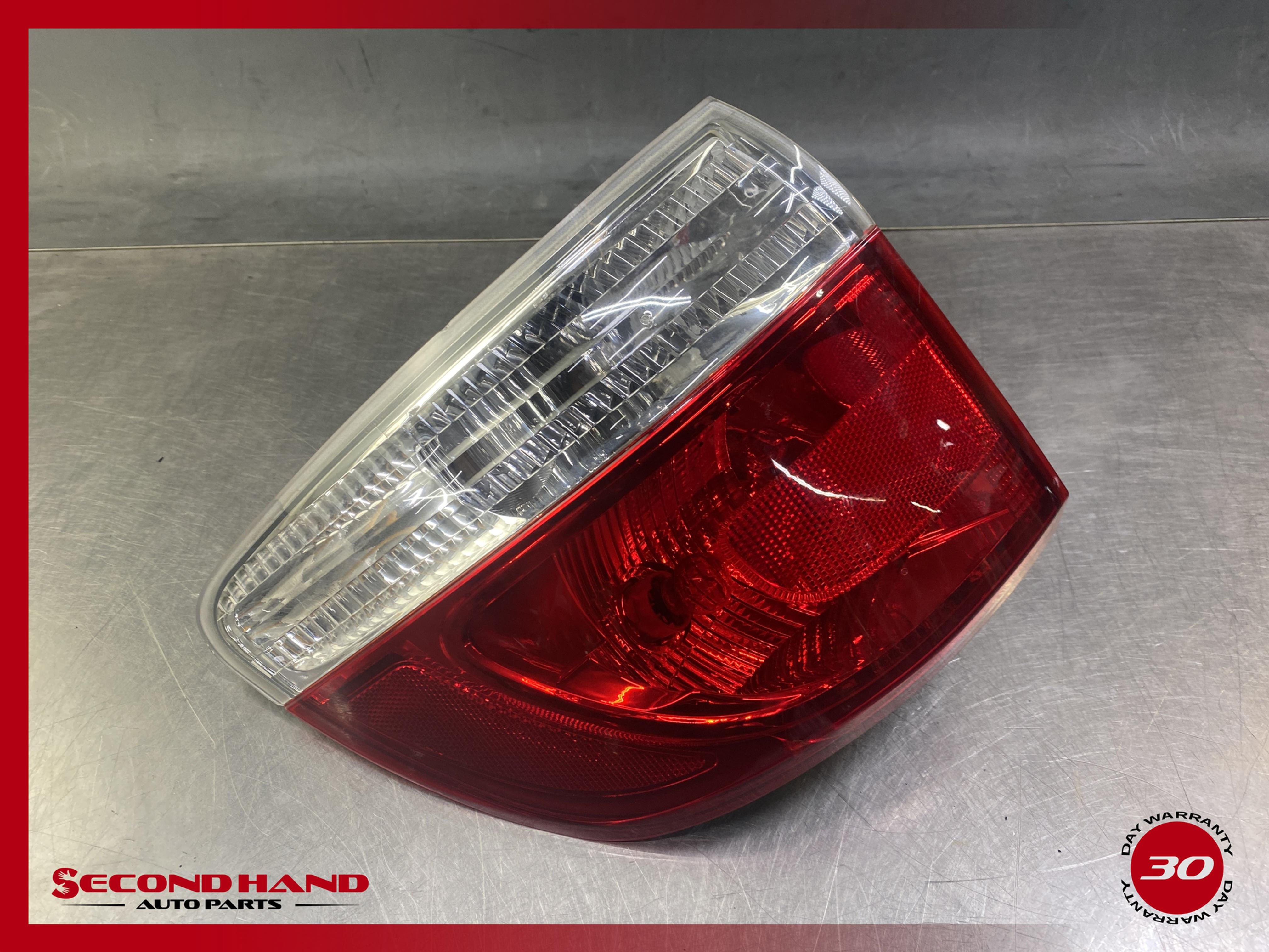 2011-2013 Dodge Durango Driver Left Rear Tail Light 55079137AF OEM