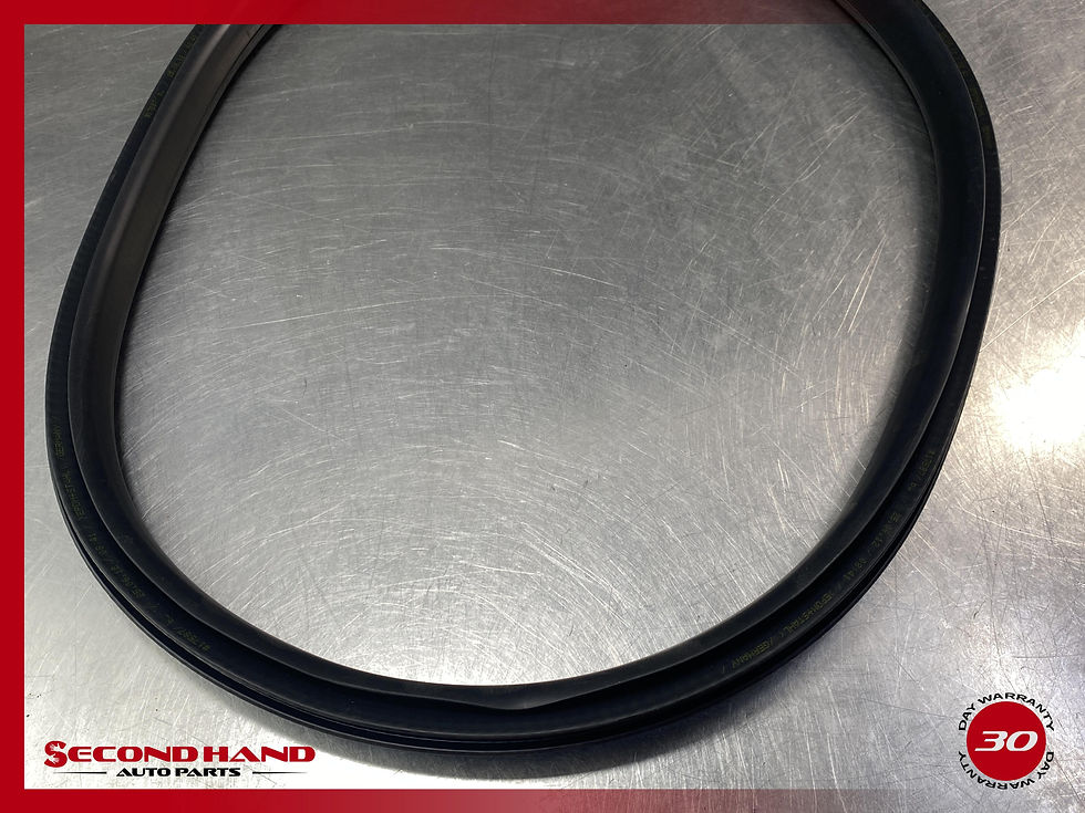 Thumbnail: 2013-2019 MERCEDES GL450 X166 LEFT DRIVER REAR QUARTER GLASS WINDOW SEAL OEM
