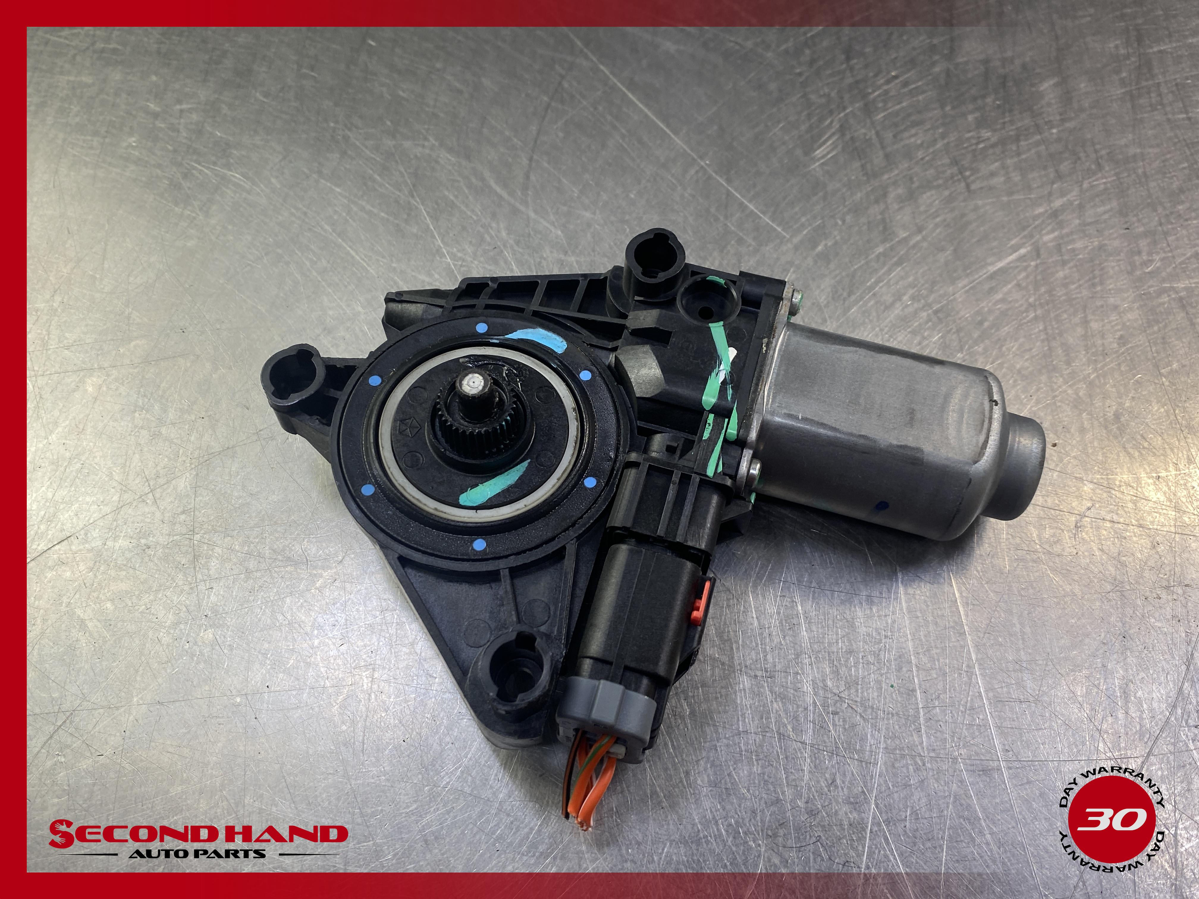 2011-2023 CHRYSLER 300 FRONT LEFT DRIVER SIDE DOOR WINDOW REGULATOR MOTOR OEM