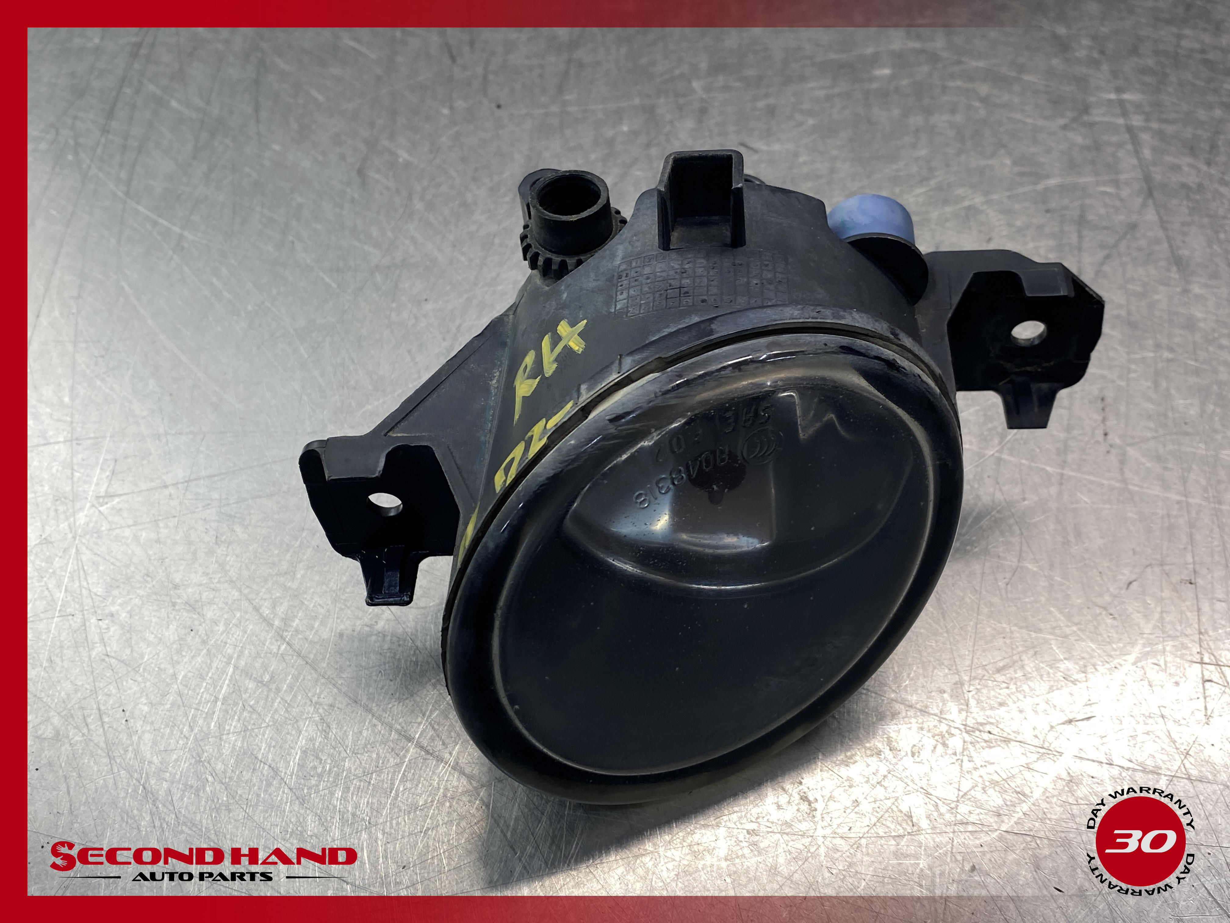 2013-2015 Nissan Pathfinder Right Fog Light Passenger w/ Bracket CRACKED